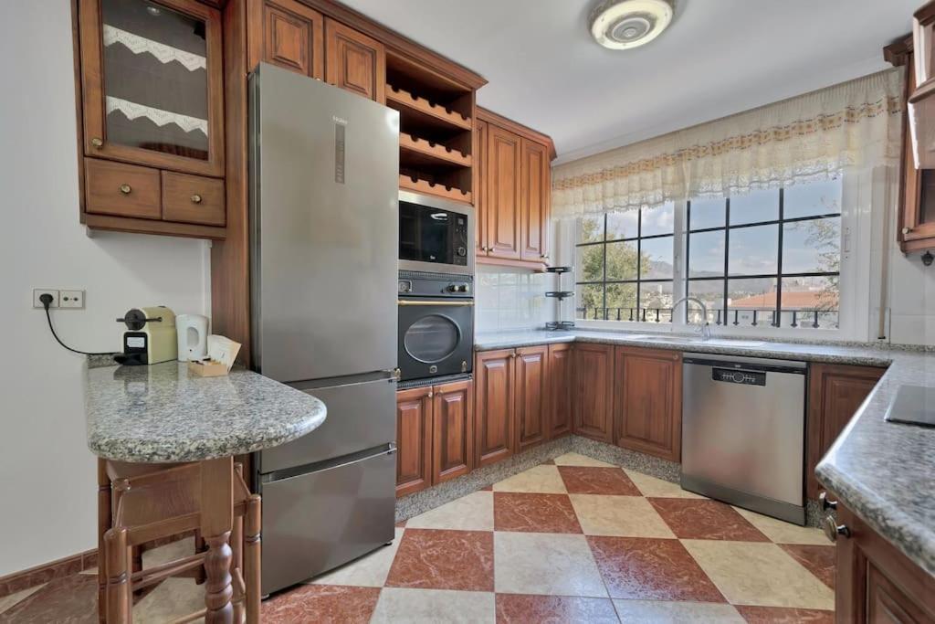 Apartamento Con Jacuzzi Y Parking En San Pedro - Del Valle 72 2